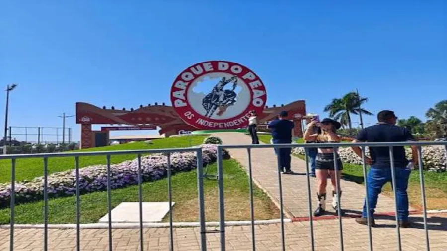 Imagem destauente: Festa do Peão de Barretos: rodeio, uma experiência incrível!