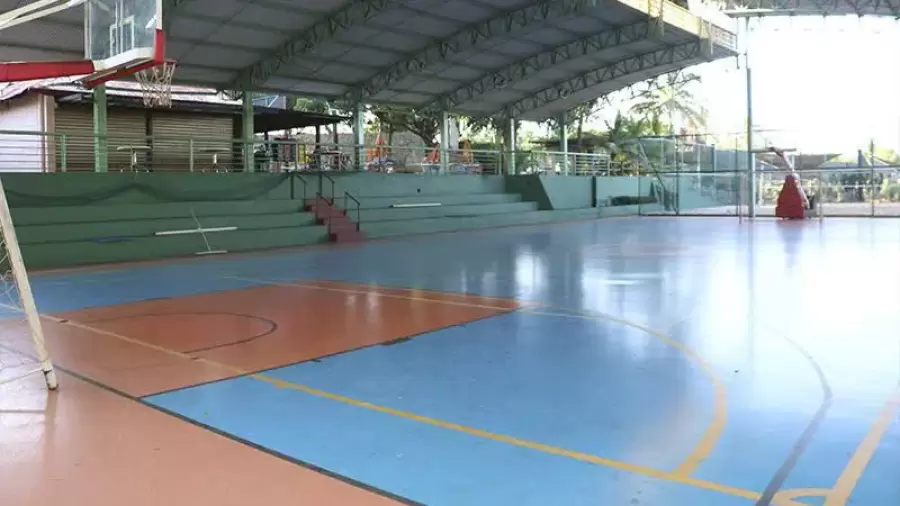 Imagem destauente: Quadra poliesportiva coberta atração para esportes no Thermas dos Laranjais